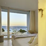 Aromar Hotel