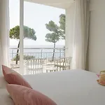 Aromar Hotel 4*
