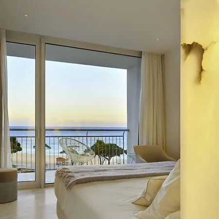 Aromar Hotel
