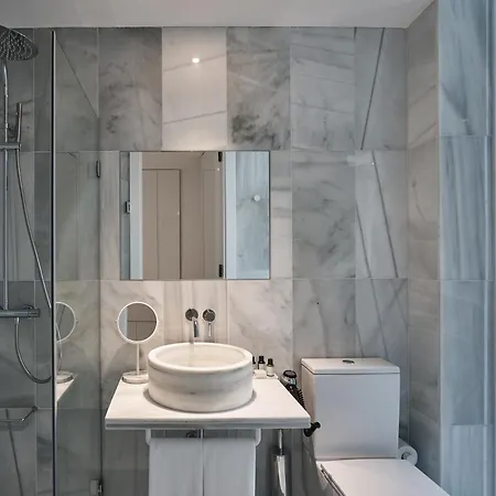 Aromar Hotel 4*