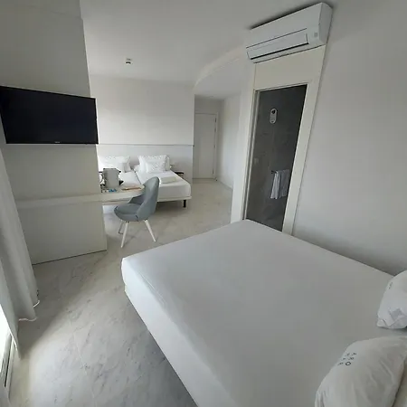 Aromar Hotel 4*