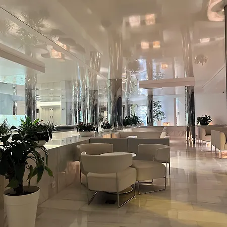 Aromar Hotel 4*