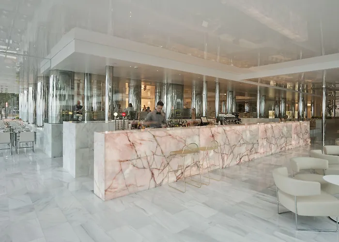 Aromar Hotel 4*