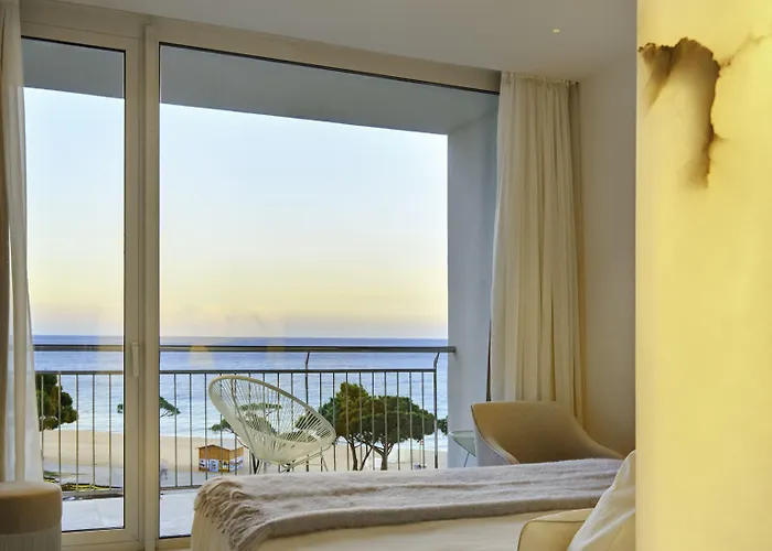 Aromar Hotel